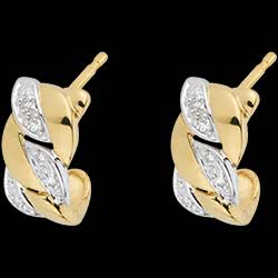 <a href=http://www.edenly.com/boucles-oreilles-creoles/boucles-d-oreilles-lien-eternel,1289,23.html?liste_cat=20X22X24X23X38 style=color:#fff;text-decoration:none;><u>boucles d'oreilles lien �ternel</u><br><br><strike>750 €</strike> (-28%) <b style=color:#FF9999;>540 €</b></a>