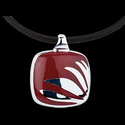 <a href=http://argent.edenly.com/collier-ras-le-cou-argent/collier-pourpre,6092,2016.html?liste_cat=2016 style=color:#fff;text-decoration:none;><u>Collier Pourpre 2</u><br><br><strike>130 €</strike> (-31%) <b style=color:#FF9999;>90 €</b></a>