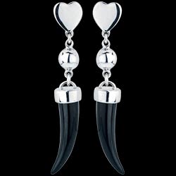 <a href=http://argent.edenly.com/boucles-d-orelles-pendantes-argent/boucles-oreilles-amulettes,6108,2024.html?liste_cat=2020X2022X2024X2023 style=color:#fff;text-decoration:none;><u>Boucles d'oreilles Amulettes 2</u><br><br><strike>130 €</strike> (-31%) <b style=color:#FF9999;>90 €</b></a>