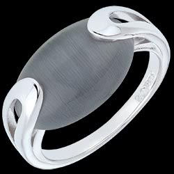 <a href=http://silber.edenly.com/schmaler-silberring/ring-grisa,6112,2007.html style=color:#fff;text-decoration:none;><u>Ring Grisa</u><br><br><strike>100 €</strike> (-30%) <b style=color:#FF9999;>70 €</b></a>
