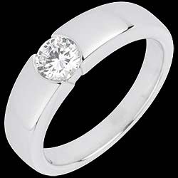 <a href=/creation-bague.php?produit=31197&url=anelli-di-fidanzamento&liste_cat=2X3X4X5X12 style=color:#fff;text-decoration:none;>Anello su misura 31197 <br><b>3700 €</b></a>