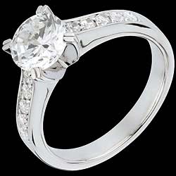 <a href=/creation-bague.php?produit=30247&url=anelli-di-fidanzamento&liste_cat=2X3X4X5X12 style=color:#fff;text-decoration:none;>Anello su misura 30247 <br><b>18420 €</b></a>