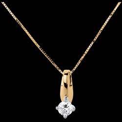 <a href=http://www.edenly.com/collection-lune-d-eden/pendentif-mon-etoile,1324,118.html?liste_cat=118 style=color:#fff;text-decoration:none;><u>Pendentif Mon �toile</u><br><br><strike>1650 €</strike> (-40%) <b style=color:#FF9999;>990 €</b></a>