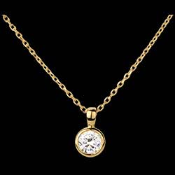 <a href=http://www.edenly.com/collection-lune-d-eden/collier-poupee-solitaire-or-jaune,1338,118.html?liste_cat=118 style=color:#fff;text-decoration:none;><u>Collier Poup�e Solitaire or jaune</u><br><br><b>2610 €</b></a>