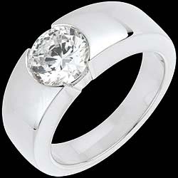 <a href=creation-bague.php?produit=30274 style=color:#fff;text-decoration:none;><u>Ring nach Ma� 30274</u><br><br><b>18420 €</b></a>