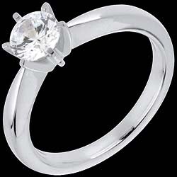<a href=creation-bague.php?produit=30237&liste_cat=2X3X4X5X12 style=color:#fff;text-decoration:none;><u>Ring nach Ma� 30237</u><br><br><b>5130 €</b></a>