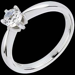 <a href=creation-bague.php?produit=30235 style=color:#fff;text-decoration:none;><u>Ring nach Ma� 30235</u><br><br><b>2730 €</b></a>