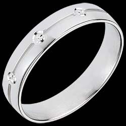 <a href=http://www.edenly.com/alliance-or-femme/alliance-keops-or-blanc,1062,11.html?liste_cat=11 style=color:#fff;text-decoration:none;><u>Alliance Keops or blanc Femme</u><br><br><b>430 €</b></a>