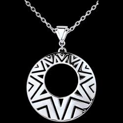 <a href=http://argent.edenly.com/collier-ras-le-cou-argent/collier-india-argent,6279,2016.html?liste_cat=2016 style=color:#fff;text-decoration:none;><u>Collier India argent</u><br><br><b>79 €</b></a>