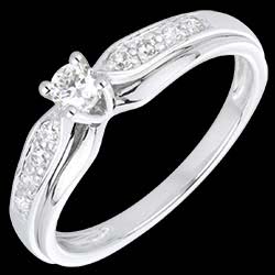 <a href=http://de.edenly.com/solitar-umrandet-von-diamanten/selma-solitar-weissgold,1553,4.html?liste_cat=2X3X4X5X12 style=color:#fff;text-decoration:none;><u>Selma Solit�r Wei�gold</u><br><br><strike>1270 €</strike> (-46%) <b style=color:#FF9999;>690 €</b></a>