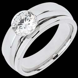 <a href=creation-bague.php?produit=30139&liste_cat=2X3X4X5X12 style=color:#fff;text-decoration:none;><u>Bague sur mesure 30139</u><br><br><b>17420 €</b></a>