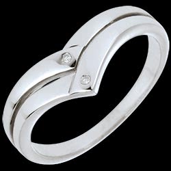 <a href=http://argent.edenly.com/bagues-fines-argent/bague-exotica-argent-diamant,6212,2007.html?liste_cat=2006X2010X2008X2007 style=color:#fff;text-decoration:none;><u>Bague Exotica argent et diamant</u><br><br><b>79 €</b></a>