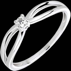 <a href=http://www.edenly.com/solitaire-diamant/bague-solitaire-ella-or-blanc-diamant,1575,3.html?liste_cat=3 style=color:#fff;text-decoration:none;><u>Bague solitaire Ella or blanc et diamant</u><br><br><strike>650 €</strike> (-41%) <b style=color:#FF9999;>385 €</b></a>