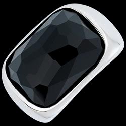 <a href=http://argent.edenly.com/bagues-larges-argent/bague-black-idole-argent,6237,2008.html?liste_cat=2008 style=color:#fff;text-decoration:none;><u>Bague Black Idole argent</u><br><br><b>89 €</b></a>