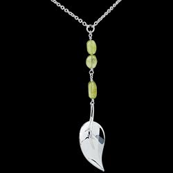 <a href=http://argent.edenly.com/collier-ras-le-cou-argent/collier-natura,6143,2016.html?liste_cat=2016 style=color:#fff;text-decoration:none;><u>Collier Natura 1</u><br><br><strike>160 €</strike> (-31%) <b style=color:#FF9999;>110 €</b></a>