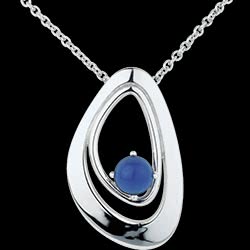<a href=http://argent.edenly.com/collier-ras-le-cou-argent/collier-beaute-spatiale,6157,2016.html?liste_cat=2016 style=color:#fff;text-decoration:none;><u>Collier Beaut� Spatiale</u><br><br><strike>160 €</strike> (-31%) <b style=color:#FF9999;>110 €</b></a>