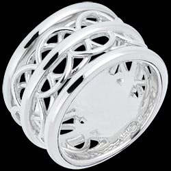 <a href=http://argent.edenly.com/bagues-larges-argent/bague-arcades-argentees,6171,2008.html style=color:#fff;text-decoration:none;><u>Bague Arcades argentées</u><br><br><b>130 €</b></a>