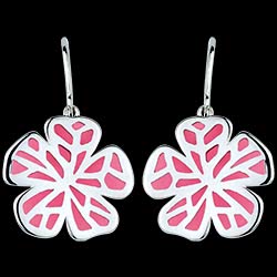 <a href=http://argent.edenly.com/boucles-d-orelles-pendantes-argent/boucles-oreilles-tropica,6179,2024.html?liste_cat=2020X2022X2024X2023 style=color:#fff;text-decoration:none;><u>Boucles d'oreilles Tropica 1</u><br><br><strike>130 €</strike> (-31%) <b style=color:#FF9999;>90 €</b></a>