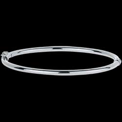 <a href=http://de.edenly.com/creolen-armschmuck/klassischer-armreif-aus-weissgold-3mm,3163,125.html?liste_cat=125 style=color:#fff;text-decoration:none;><u>Klassischer Armreif aus Wei�gold, 3mm</u><br><br><b>260 €</b></a>