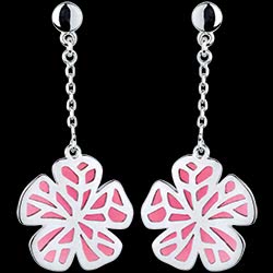<a href=http://argent.edenly.com/boucles-d-orelles-pendantes-argent/boucles-oreilles-tropica,6185,2024.html?liste_cat=2020X2022X2024X2023 style=color:#fff;text-decoration:none;><u>Boucles d'oreilles Tropica 2</u><br><br><strike>110 €</strike> (-27%) <b style=color:#FF9999;>80 €</b></a>