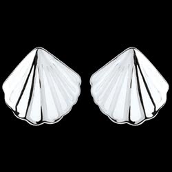 <a href=http://argent.edenly.com/boucles-d-oreilles-puces-argent/boucles-oreilles-coco-cheri,6186,2022.html?liste_cat=2020X2022X2024X2023 style=color:#fff;text-decoration:none;><u>Boucles d'oreilles Coco ch�ri 1</u><br><br><strike>100 €</strike> (-30%) <b style=color:#FF9999;>70 €</b></a>
