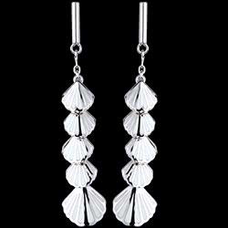 <a href=http://argent.edenly.com/boucles-d-orelles-pendantes-argent/boucles-oreilles-summer-dream,6188,2024.html?liste_cat=2020X2022X2024X2023 style=color:#fff;text-decoration:none;><u>Boucles d'oreilles Summer Dream</u><br><br><strike>140 €</strike> (-29%) <b style=color:#FF9999;>100 €</b></a>