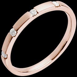 <a href=http://www.edenly.com/alliance-or-diamant/alliance-or-rose-diamants,3124,10.html?liste_cat=10 style=color:#fff;text-decoration:none;><u>AP3124 - Alliance or rose - 4 diamants</u><br><br><strike>600 €</strike> (-30%) <b style=color:#FF9999;>420 €</b></a>