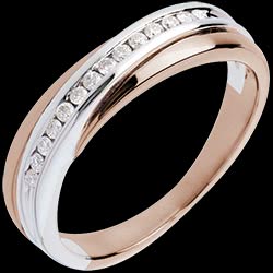 <a href=http://it.edenly.com/fedi-nuziali-oro-diamanti/fede-nuziale-oro-rosa-oro-bianco-incastonatura-binario-14-diamanti,3122,10.html?metal=3 style=color:#fff;text-decoration:none;>Fede nuziale oro rosa-oro bianco incastonatura Binario - 14 diamanti <br><b style=color:#FFE492;>680 €</b> (-19%) </a>