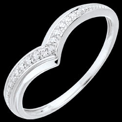 <a href=http://de.edenly.com/ringe-klassisch/ring-prezioser-wei-goldflugel,672,7.html?liste_cat=7 style=color:#fff;text-decoration:none;><u>Ring prezi�ser Wei�goldfl�gel</u><br><br><b>140 €</b></a>
