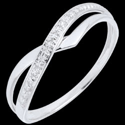 <a href=http://de.edenly.com/ringe-klassisch/ring-marina,673,7.html style=color:#fff;text-decoration:none;>Ring Marina <br><b>150 €</b></a>
