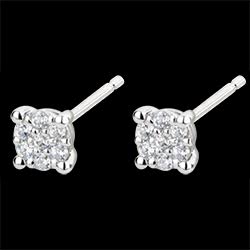 <a href=http://www.edenly.com/puces-diamants/boucles-oreilles-myriade-etoiles,1777,22.html style=color:#fff;text-decoration:none;><u>Boucles d'oreilles Myriade d'étoiles</u><br><br><strike>340 €</strike> (-32%) <b style=color:#FF9999;>230 €</b></a>