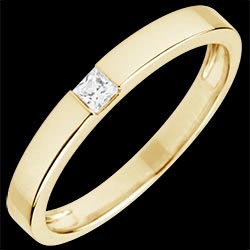 <a href=http://it.edenly.com/fedi-nuziali-oro-diamanti/anello-solitario-disegno-tecnico-diamante-principessa-giallo,1470,10.html?url=fedi-nuziali-oro-diamanti&liste_cat=10 style=color:#fff;text-decoration:none;>Anello Solitario Disegno Tecnico - diamante taglio Principessa <br><b style=color:#FFE492;>290 €</b> (-36%) </a>