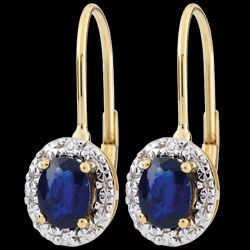 <a href=http://es.edenly.com/pendientes-largos/pendientes-apolline-zafiros,2380,24.html?url=pendientes&liste_cat=20X22X24X23X38X44 style=color:#fff;text-decoration:none;>Pendientes Apolline - zafiros <br><b style=color:#FFE492;>220 €</b> (-35%) </a>