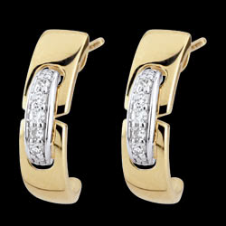 <a href=http://it.edenly.com/orecchini-cerchio-oro-diamanti/orecchini-unione-senza-tempo-oro-giallo,2413,23.html?url=orecchini-cerchio-oro-diamanti&liste_cat=23 style=color:#fff;text-decoration:none;>Orecchini Unione senza tempo - oro giallo <br><b style=color:#FFE492;>220 €</b> (-29%) </a>