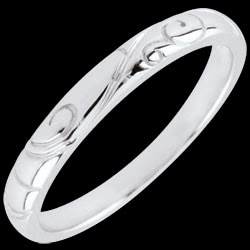 <a href=http://it.edenly.com/fedi-nuziali-oro-donna/fede-triba-oro-bianco,2643,11.html?url=fedi-nuziali-oro-donna&liste_cat=11 style=color:#fff;text-decoration:none;>Fede Triba - oro bianco  <br><b style=color:#FFE492;>290 €</b> (-41%) </a>