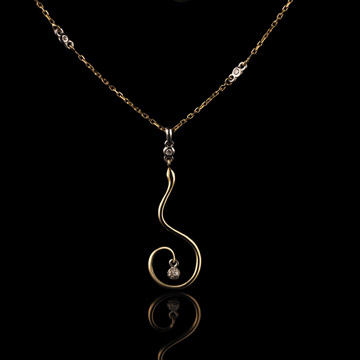collier pendentif serpent