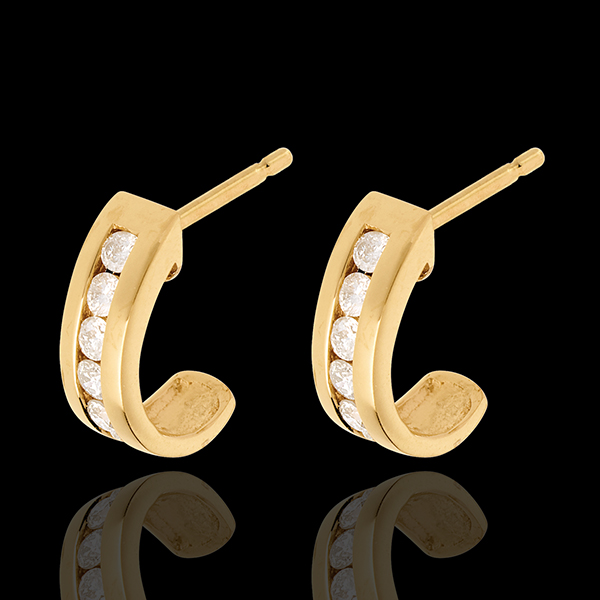 Boucles d'oreilles demi lunes or jaune 18 carats pavÃ©es - 0.31