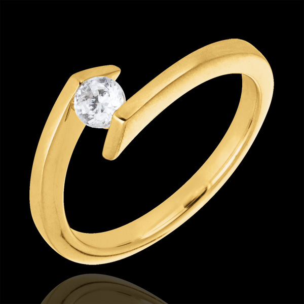 Bague solitaire Princesse étoile or jaune 9 carats - diamant 0.